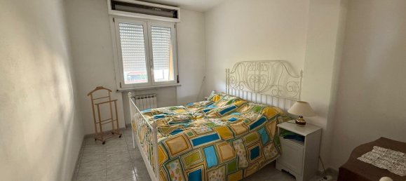 Apartamento de 4 dormitorios en Aulla, Italy No. 338946 8
