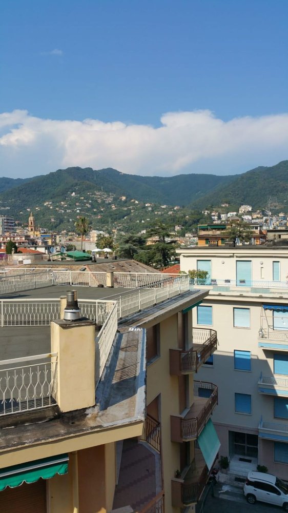 Квартира с 4 спальнями в Рапалло, Италия № 335717