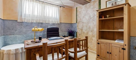 Дом с 4 спальнями в Аликанте, Испания № 134563 34