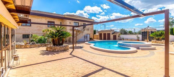 Дом с 4 спальнями в Аликанте, Испания № 134563 42