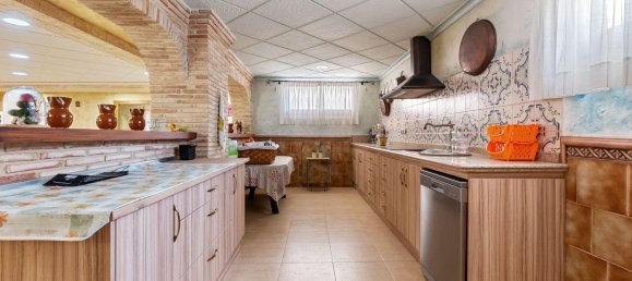 Дом с 4 спальнями в Аликанте, Испания № 134563 8