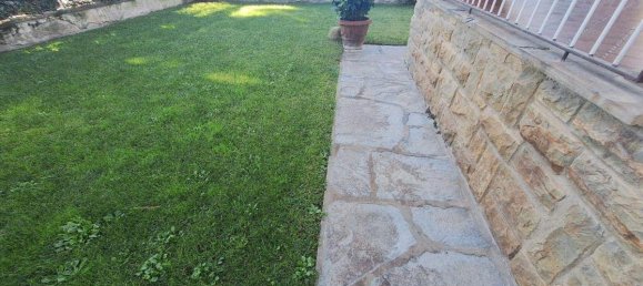 3 bedrooms House in Camaiore, Italy No. 1573 9