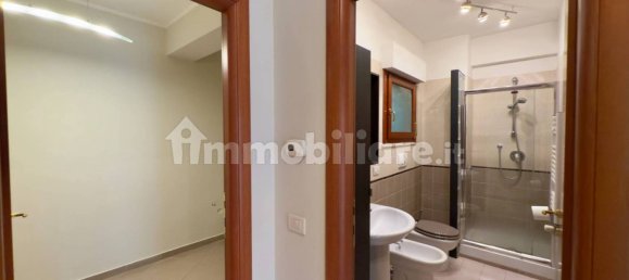 Квартира с 2 спальнями в Рим, Италия № 161164 24