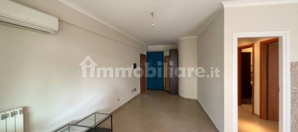 Квартира с 2 спальнями в Рим, Италия № 161164 17