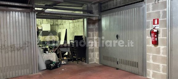 Квартира с 2 спальнями в Рим, Италия № 161164 8