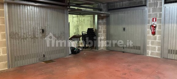 Квартира с 2 спальнями в Рим, Италия № 161164 7