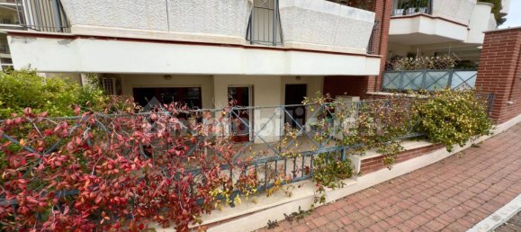 Квартира с 2 спальнями в Рим, Италия № 161164 11