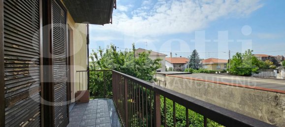 3غرفة شقة في Robecchetto con Induno, Italy رقم 164254 12