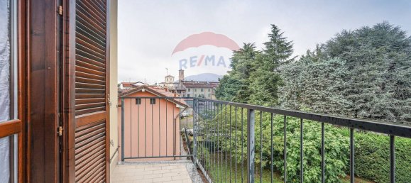 3 rooms Apartment in Verdello, Italy No. 273117 25