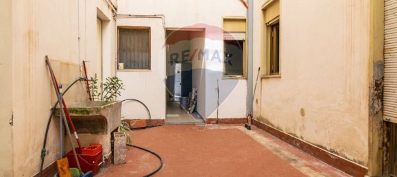 3 Schlafzimmer Wohnung in Paternò, Italy, Nr. 56069 23