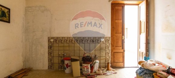 3 Schlafzimmer Wohnung in Paternò, Italy, Nr. 56069 27