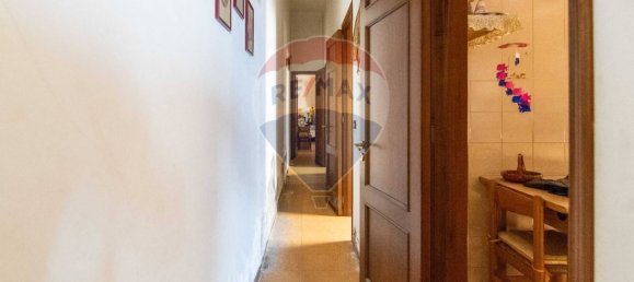3 Schlafzimmer Wohnung in Paternò, Italy, Nr. 56069 4