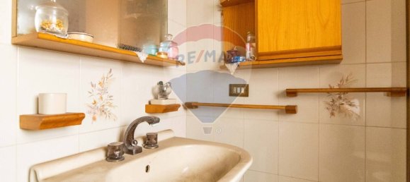 3 Schlafzimmer Wohnung in Paternò, Italy, Nr. 56069 10