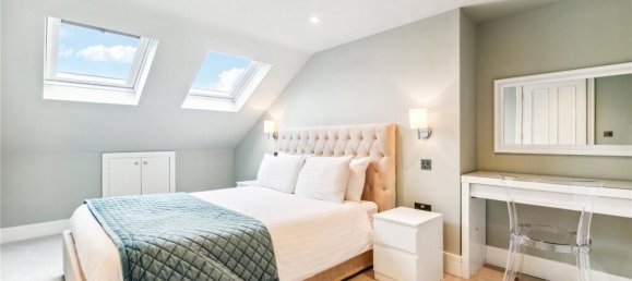 4 bedrooms House in London, United Kingdom No. 12689 8