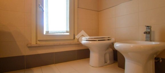 3 Schlafzimmer Villa in Bagnolo Mella, Italy, Nr. 122403 28