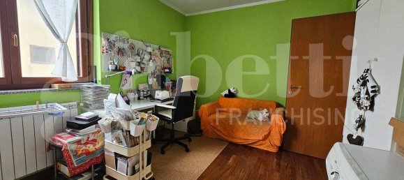 Apartamento de 2 dormitorios en Castano Primo, Italy No. 170612 20