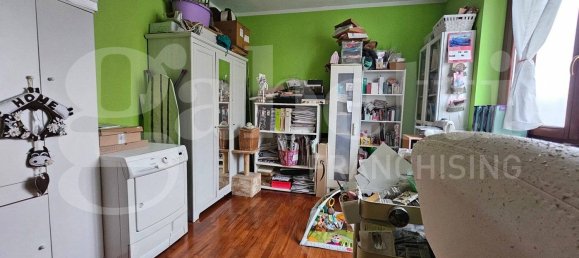 Apartamento de 2 dormitorios en Castano Primo, Italy No. 170612 22