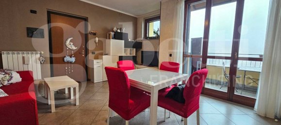 Apartamento de 2 dormitorios en Castano Primo, Italy No. 170612 4