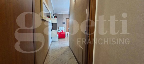 Apartamento de 2 dormitorios en Castano Primo, Italy No. 170612 9
