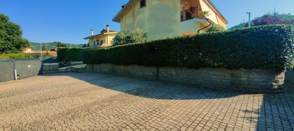 Дуплекс с 3 комнатами в Рокка ди Папа, Италия № 293353 3