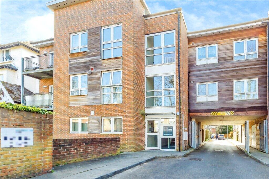 2 bedrooms Apartment in South Croydon, United Kingdom No. 8021
