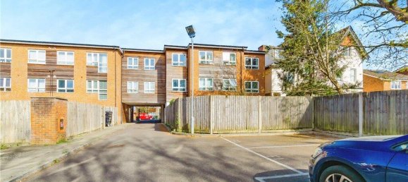 2 bedrooms Apartment in South Croydon, United Kingdom No. 8021 18