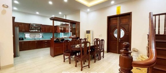 Вилла с 3 спальнями в Лонгбьен, Вьетнам № 697 5