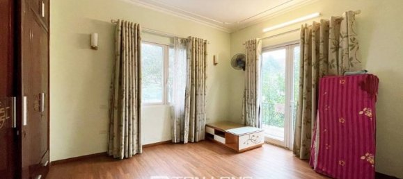 Вилла с 3 спальнями в Лонгбьен, Вьетнам № 697 12