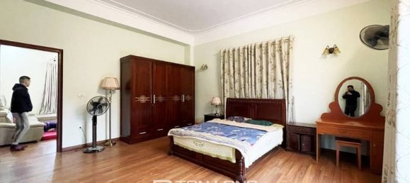 Вилла с 3 спальнями в Лонгбьен, Вьетнам № 697 9