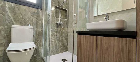 4 bedrooms Apartment in Limassol, Cyprus No. 14119 10