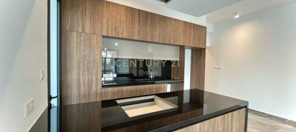 4 bedrooms Apartment in Limassol, Cyprus No. 14119 5