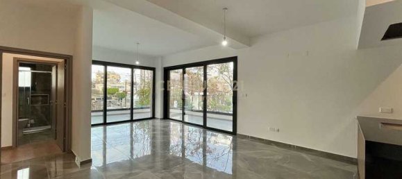 4 bedrooms Apartment in Limassol, Cyprus No. 14119 4