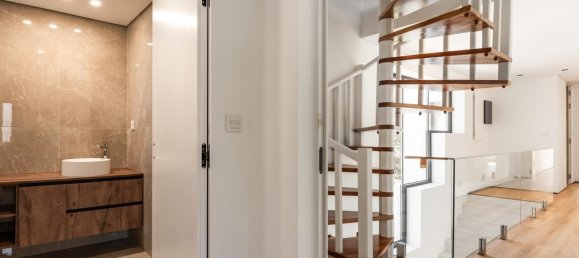 4 bedrooms Villa in Cascais, Portugal No. 107753 12