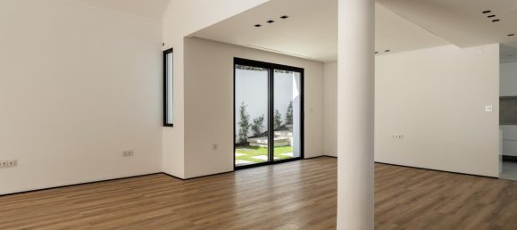 4 bedrooms Villa in Cascais, Portugal No. 107753 25