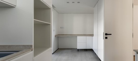 4 bedrooms Villa in Cascais, Portugal No. 107753 15