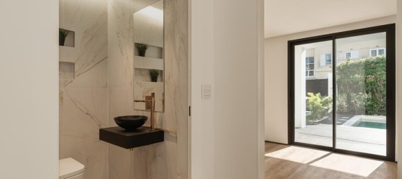 4 bedrooms Villa in Cascais, Portugal No. 107753 26