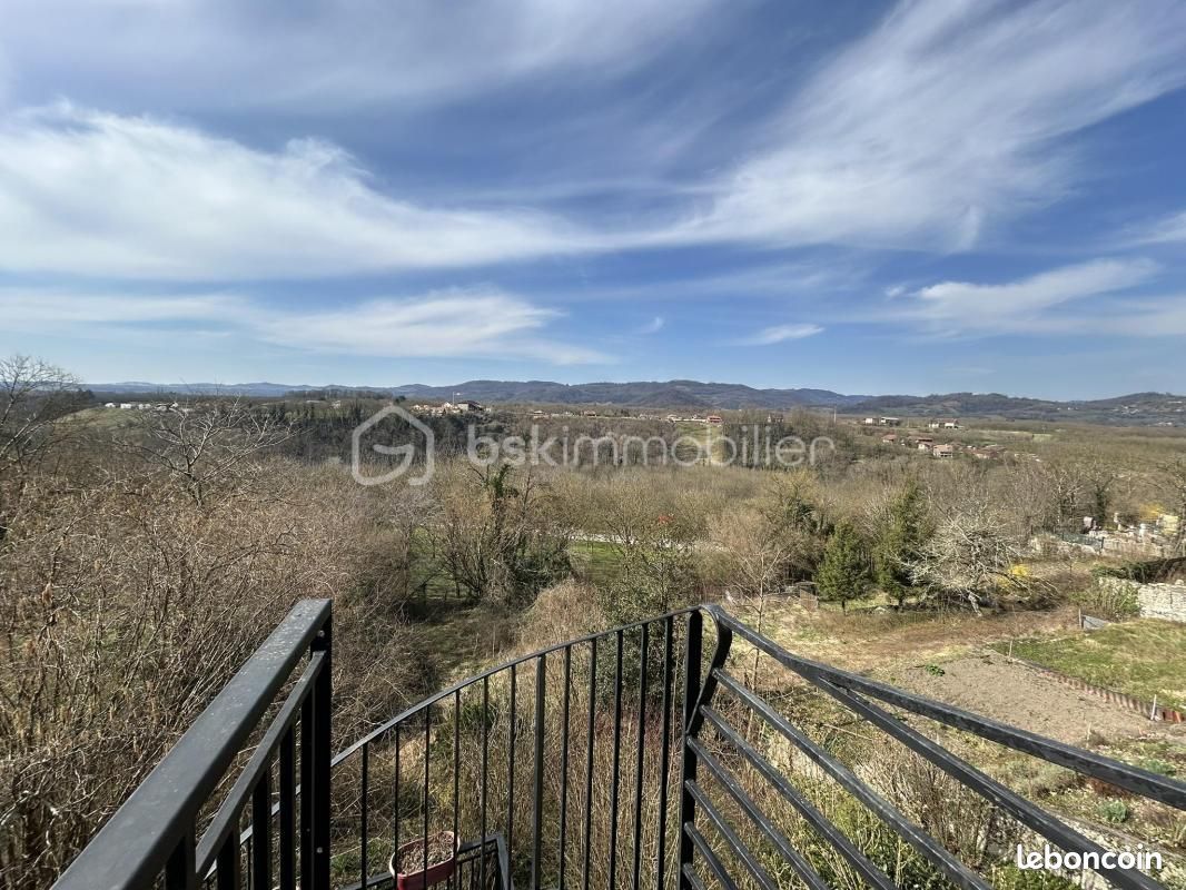 Moradia em banda T2 em Rovon, France N.º 204785