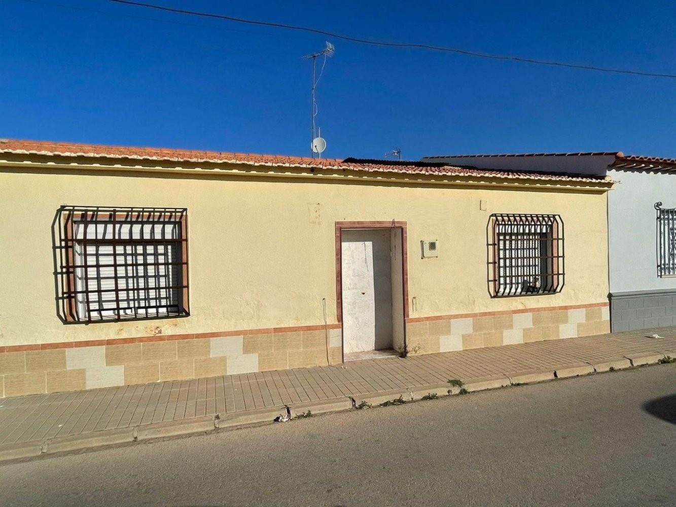 2 bedrooms House in Ciudad Real, Spain No. 134407