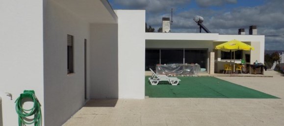 5 bedrooms Villa in Caldas da Rainha, Portugal No. 129752 2
