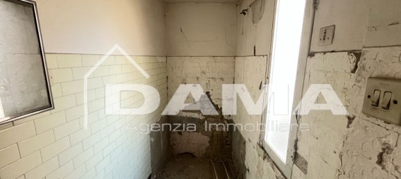 Дом с 3 спальнями в Форли, Италия № 102042 11