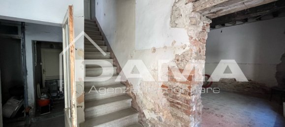 Дом с 3 спальнями в Форли, Италия № 102042 7