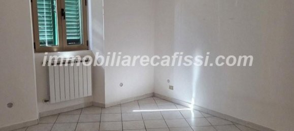 5 bedrooms House in Poggio a Caiano, Italy No. 365071 6