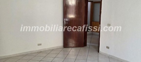 5 bedrooms House in Poggio a Caiano, Italy No. 365071 12