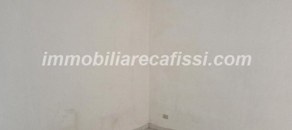 5 bedrooms House in Poggio a Caiano, Italy No. 365071 9