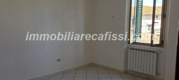 5 bedrooms House in Poggio a Caiano, Italy No. 365071 11