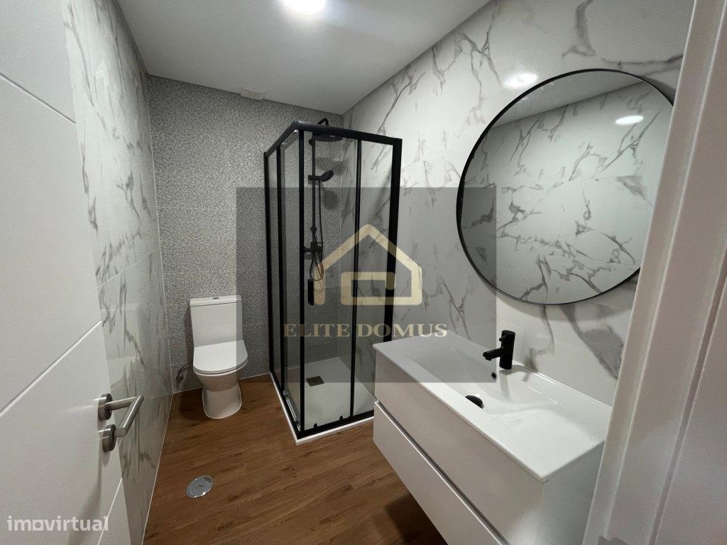 3 bedrooms Apartment in Odivelas, Portugal No. 352179