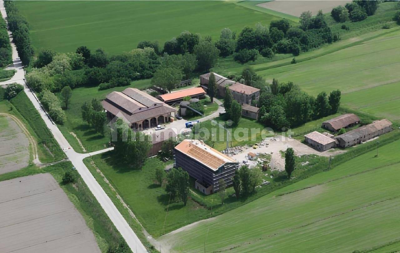 5981m² Building in Campegine, Italy No. 341205