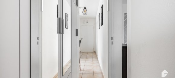 Квартира с 2 спальнями в Гропиусштадт, Германия № 76855 9