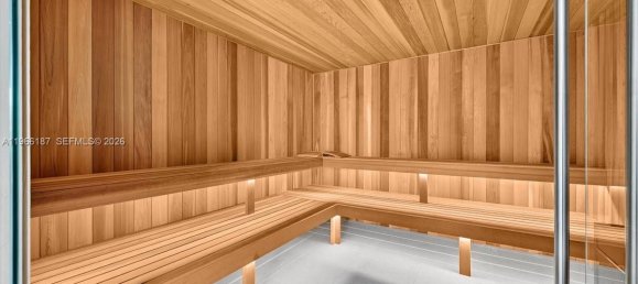 3 Schlafzimmer Gewerbliche Immobilien in Miami, USA, Nr. 615593 12
