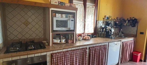 5 rooms Penthouse in Pietrasanta, Italy No. 45260 6